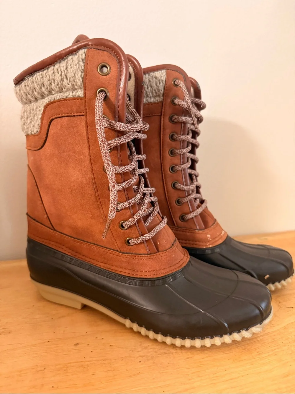 Women’s Waterproof Lace-Up Winter Boots - Brown/Black